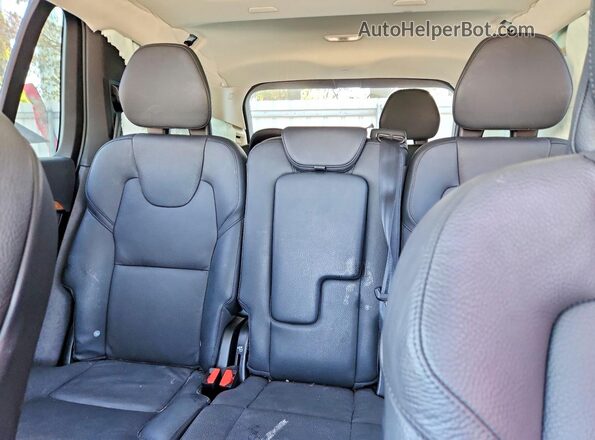 YV4H60CE1R1239358 2024 VOLVO XC90 Белый Вид задних сидений