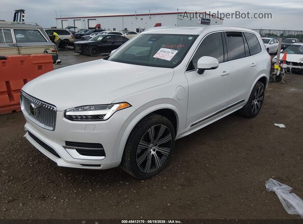 YV4H60CK5R1153900 2024 VOLVO XC90 RECHARGE PLUG-IN HYBRID White Przód lewy