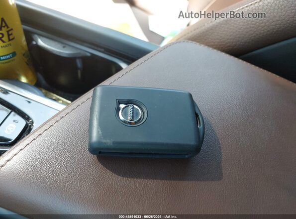 YV4H60DL0R1918650 2024 VOLVO XC60 RECHARGE PLUG-IN HYBRID Blue წინა პანელის ხედი