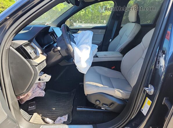 YV4H60PB5S1380567 2025 VOLVO XC90 Blue Vista interior delantera