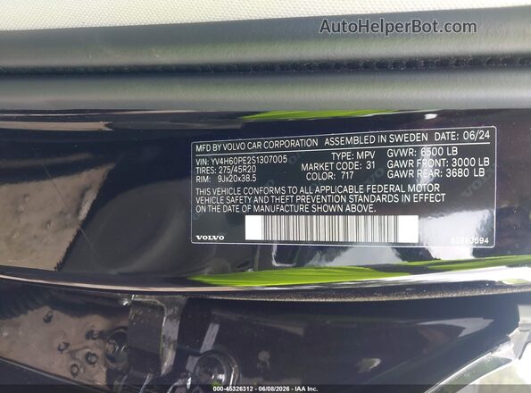 YV4H60PE2S1307005 2025 VOLVO XC90 PLUG-IN HYBRID Black Vista del compartimento del motor