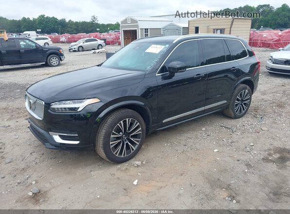 YV4H60PE2S1307005 2025 VOLVO XC90 PLUG-IN HYBRID Black Vista tres cuartos delantera izquierda