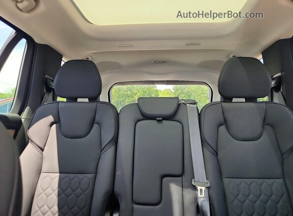 YV4H60PE7T1495716 2026 VOLVO XC90 Gray Вид задніх сидінь