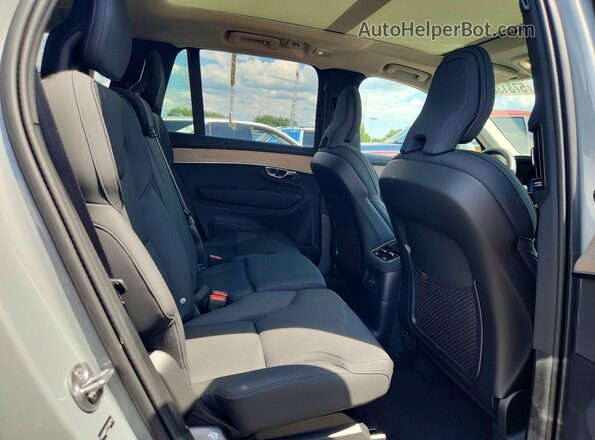 YV4H60PE7T1495716 2026 VOLVO XC90 Gray Вид задньої частини салону