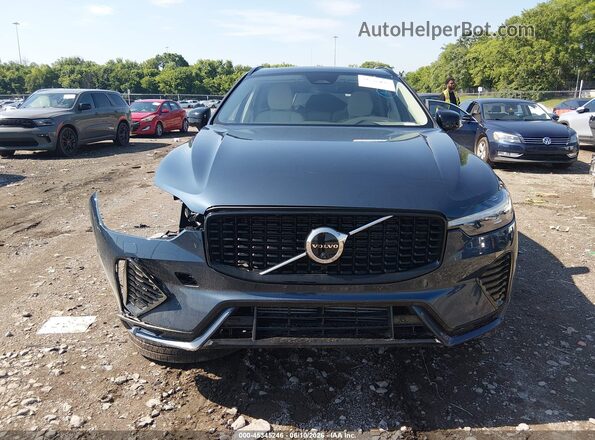 YV4H60RC2S1199464 2025 VOLVO XC60 PLUG-IN HYBRID Black უკანა სალონის ხედი