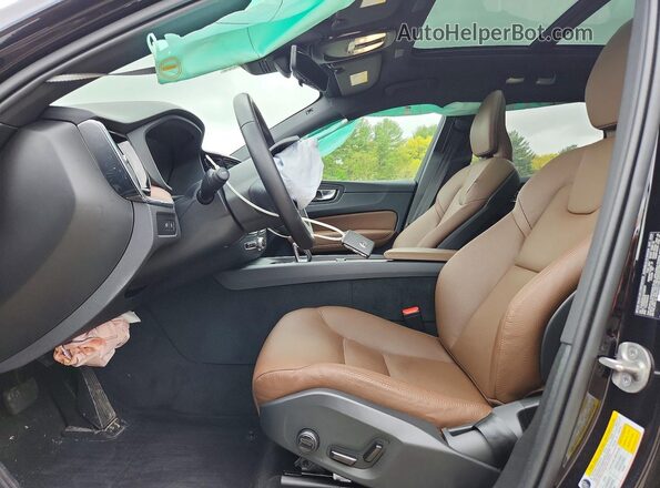 YV4H60RC4S1008191 2025 VOLVO XC60 Black Սալոնի դիմացի տեսք