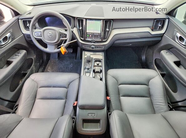 YV4H60RC8S1189201 2025 VOLVO XC60 Gray Առջևի վահանակի տեսք