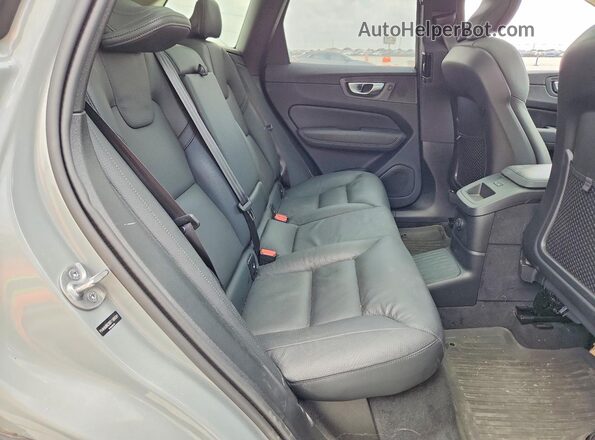 YV4H60RC8S1189201 2025 VOLVO XC60 Gray Սալոնի հետևի տեսք