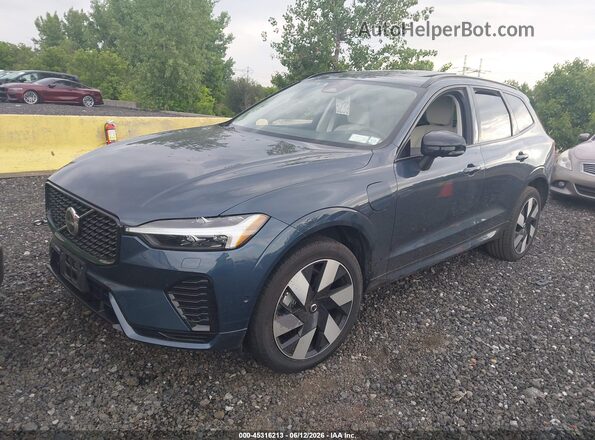 YV4H60RCXS1104424 2025 VOLVO XC60 PLUG-IN HYBRID Blue Vista tres cuartos delantera izquierda