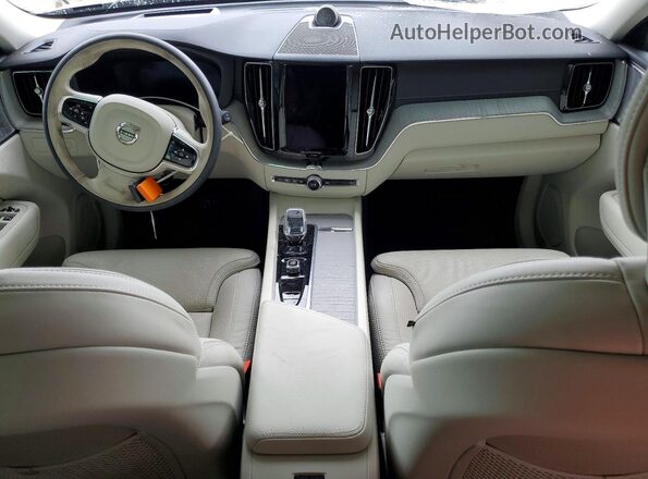 YV4H60RM2S1067619 2025 VOLVO XC60 Tan წინა პანელის ხედი