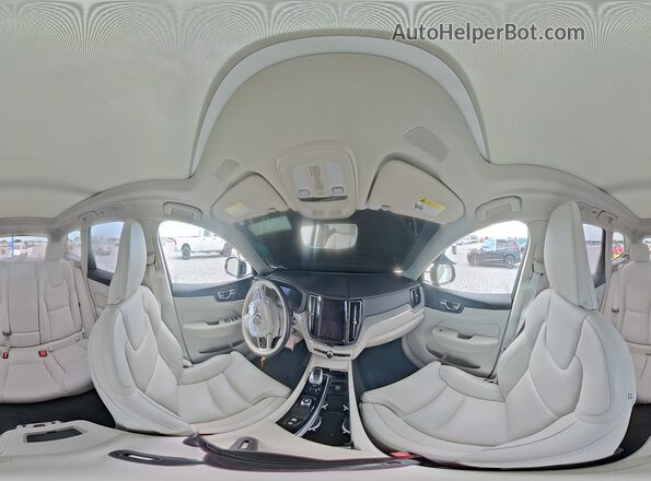 YV4H60RM9S1056424 2025 VOLVO XC60 Белый 