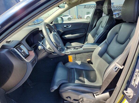YV4L12DA9P1345716 2023 VOLVO XC60 Blue Front interior view