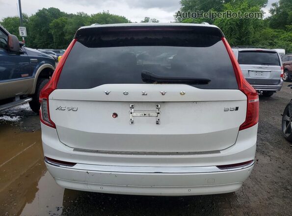 YV4L12PN4P1950760 2023 VOLVO XC90 Silver Widok z tyłu