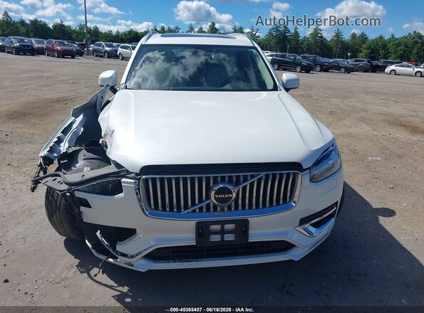 YV4L12PN6P1992248 2023 VOLVO XC90 White 