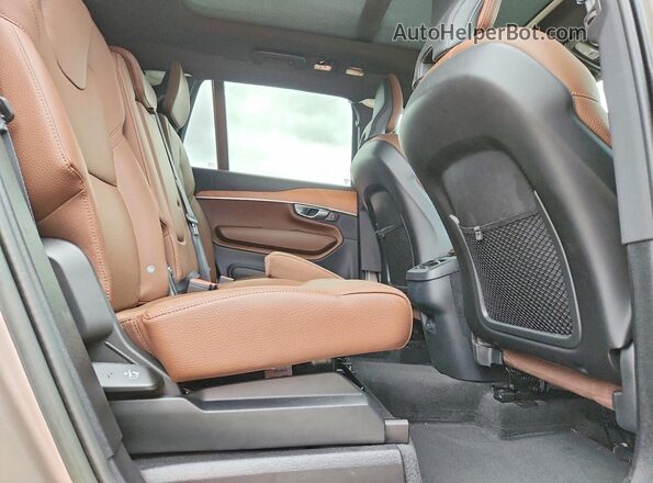 YV4L12PN7P1984336 2023 VOLVO XC90 Beige უკანა სავარძლების ხედი