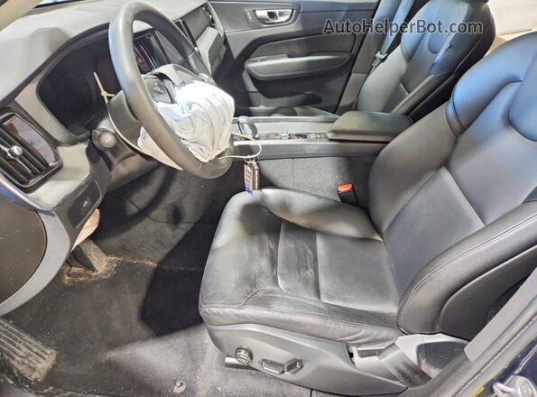 YV4L12RK1P1374516 2023 VOLVO XC60 Blue Вид салону спереду
