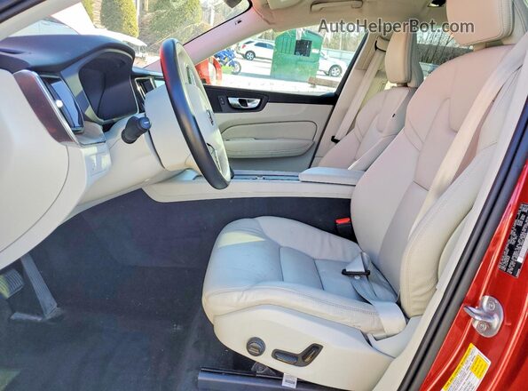 YV4L12RK2N1091927 2022 VOLVO XC60 Red Սալոնի դիմացի տեսք