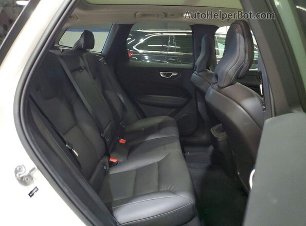 YV4L12RK3N1091502 2022 VOLVO XC60 White Rear interior view