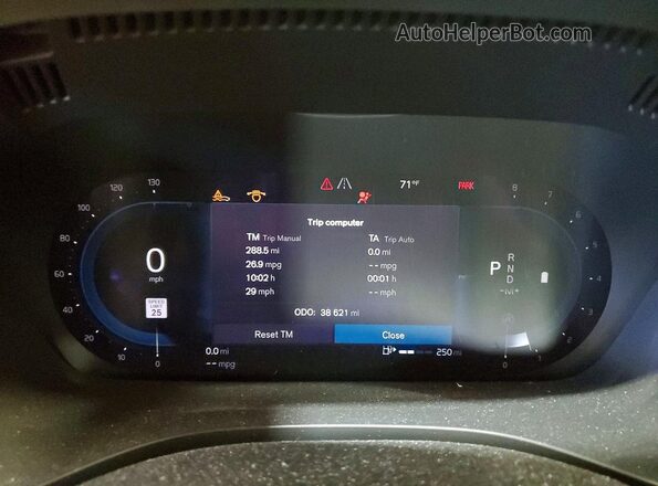 YV4L12RK3N1091502 2022 VOLVO XC60 White Instrument cluster view