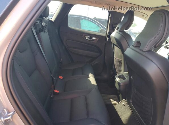 YV4L12RL0R1782355 2024 VOLVO XC60 Gray Вид задньої частини салону