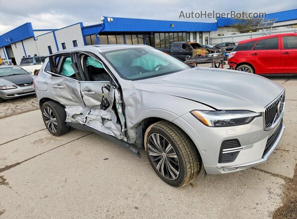 YV4L12RL5N1073821 2022 VOLVO XC60 Silver Delantero derecho