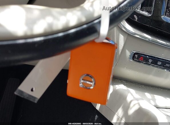 YV4L12RW9P1305768 2023 VOLVO XC60 White Առջևի վահանակի տեսք