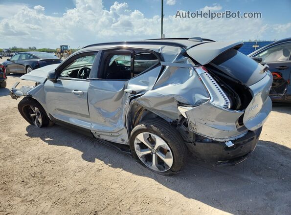 YV4L12UC5T2734701 2026 VOLVO XC40 Gray 
