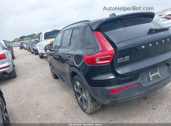 YV4L12UC7S2533705 2025 VOLVO XC40 Black Задня ліва чверть