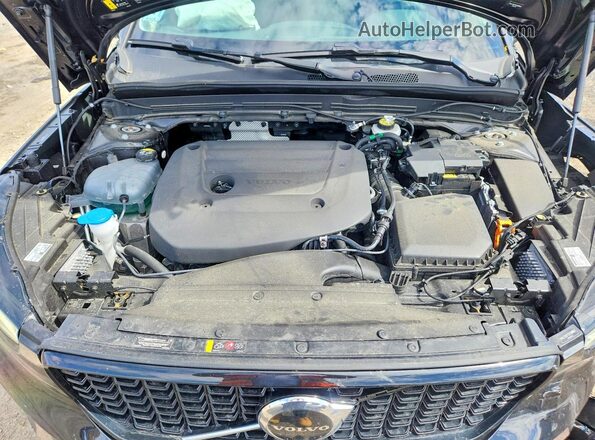 YV4L12UC7S2558863 2025 VOLVO XC40 Black Vista del compartimento del motor