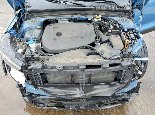 YV4L12UE2R2214501 2024 VOLVO XC40 Blue Vista del compartimento del motor