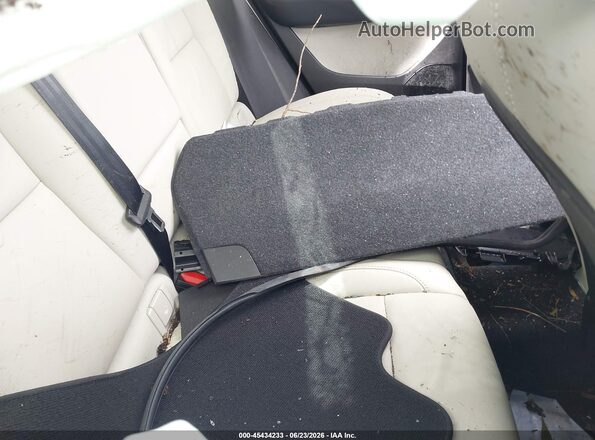 YV4L12UE7P2051602 2023 VOLVO XC40 White VIN sticker view