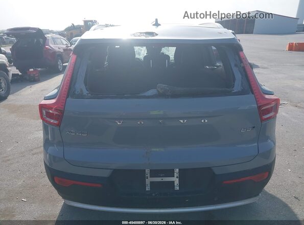 YV4L12UE8S2482054 2025 VOLVO XC40 Gray 