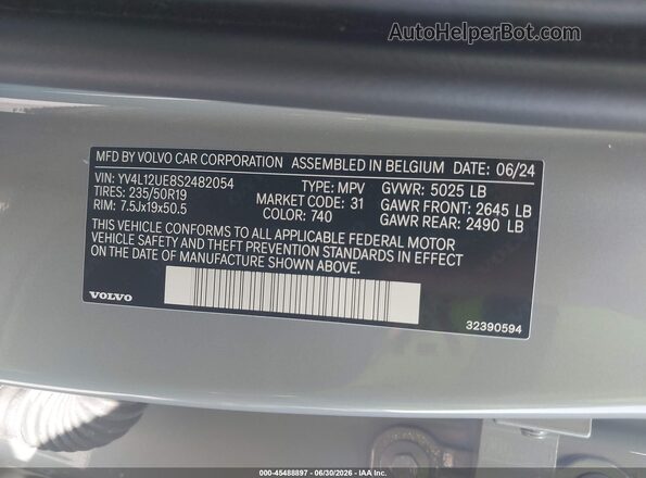 YV4L12UE8S2482054 2025 VOLVO XC40 Gray ძრავის განყოფილების ხედი