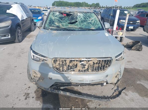YV4L12UE8S2482054 2025 VOLVO XC40 Gray წინა ხედი