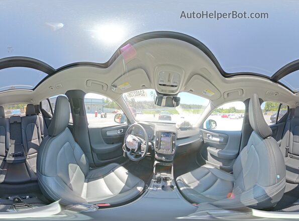 YV4L12UJ3S2564593 2025 VOLVO XC40 Blue Панорамний вид салону 360°