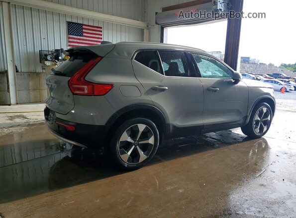 YV4L12UJ7S2465341 2025 VOLVO XC40 Gray Rear right