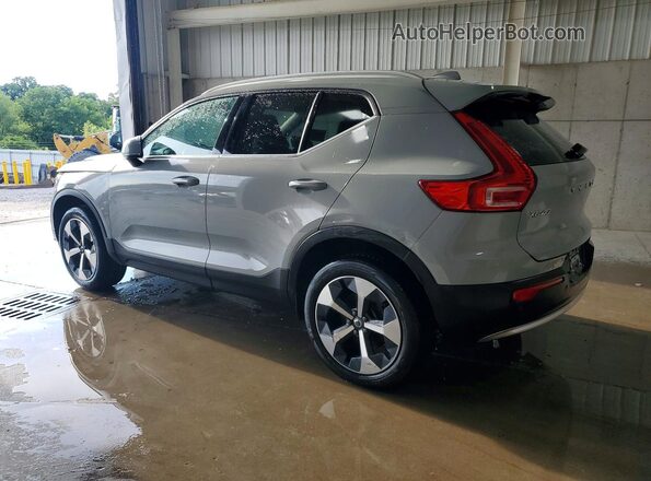 YV4L12UJ7S2465341 2025 VOLVO XC40 Gray Rear left