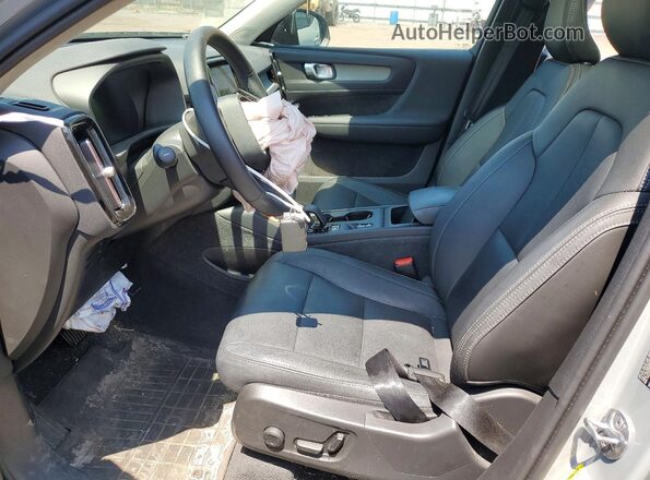 YV4L12UK2R2258620 2024 VOLVO XC40 Gray წინა სალონის ხედი