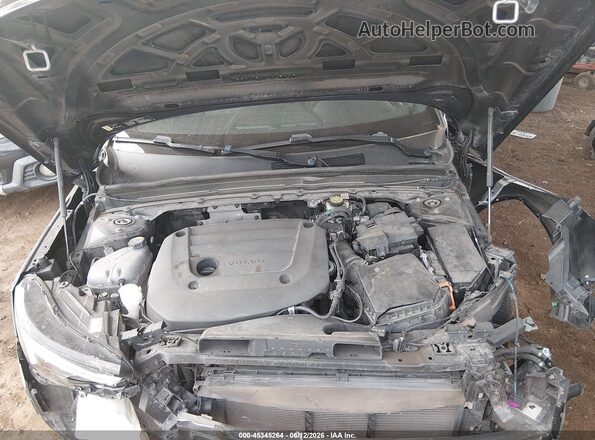 YV4L12UK9P2964478 2023 VOLVO XC40 Black Widok z tyłu