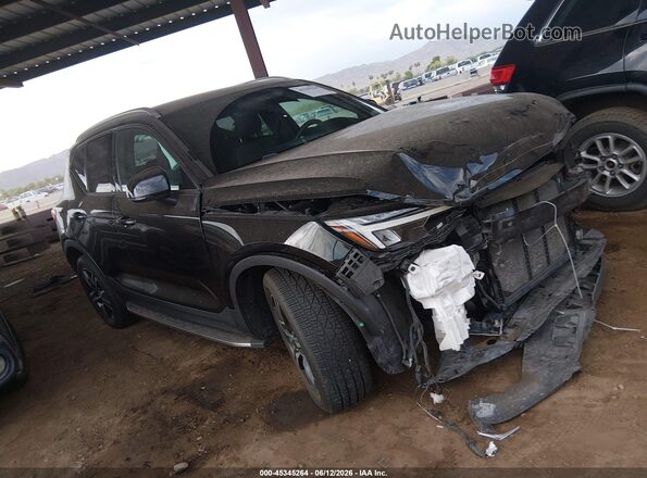 YV4L12UK9P2964478 2023 VOLVO XC40 Black Widok wnętrza 360 stopni