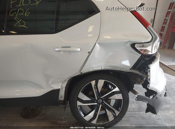 YV4L12UL9R2233173 2024 VOLVO XC40 White წინა ხედი