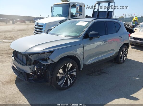 YV4L12UM8R2336240 2024 VOLVO XC40 Gray Front left