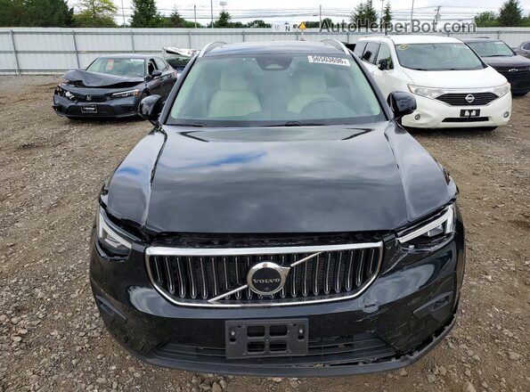 YV4L12UN1P2943134 2023 VOLVO XC40 Black Vista frontal