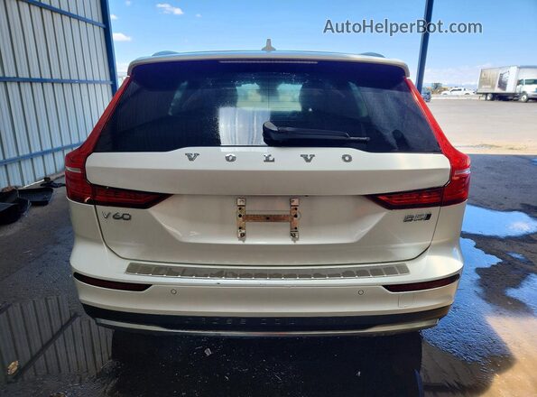 YV4L12WK1S2145731 2025 VOLVO V60 White Rear view