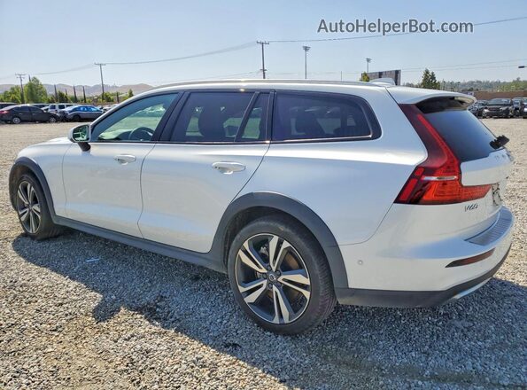 YV4L12WZ7P2107098 2023 VOLVO V60 White Rear left
