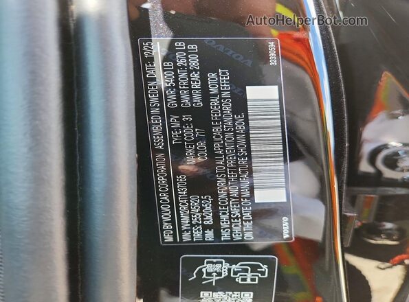 YV4M12RC4T1437065 2026 VOLVO XC60 Черный Вид наклейки с VIN-кодом