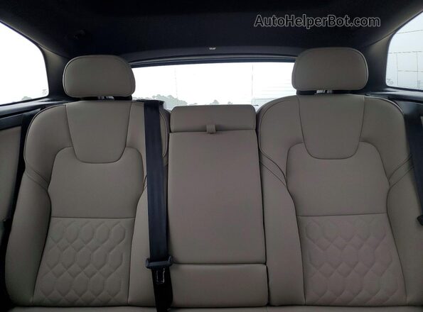 YV4M12RC6T1416816 2026 VOLVO XC60 Blue Rear seats view