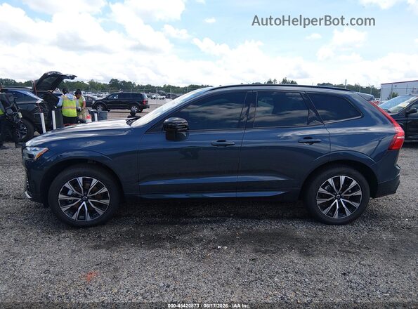 YV4M12RJ5S1075728 2025 VOLVO XC60 Dark Blue Սալոնի 360 աստիճան տեսք