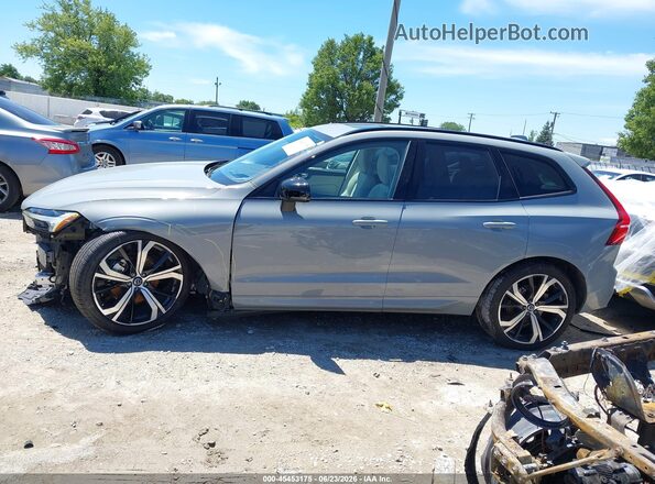 YV4M12RM1S1122246 2025 VOLVO XC60 Silver Սալոնի 360 աստիճան տեսք