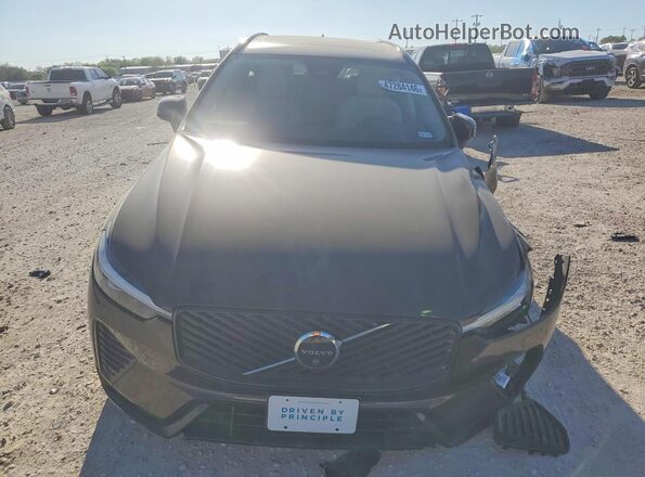 YV4M12RM1T1408616 2026 VOLVO XC60 Maroon Front view